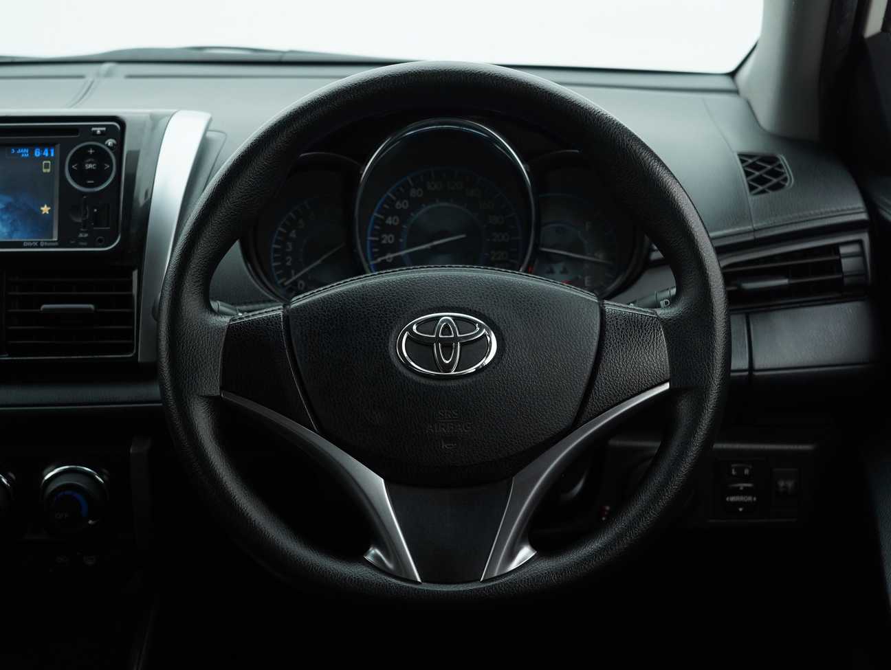 used 2015 Toyota Vios J 1.5