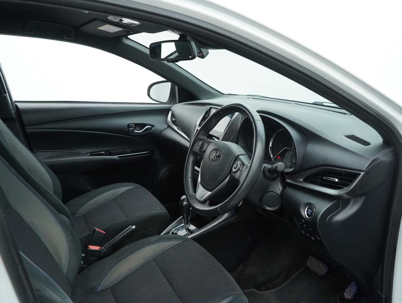 terpakai 2021 Toyota Yaris G 1.5