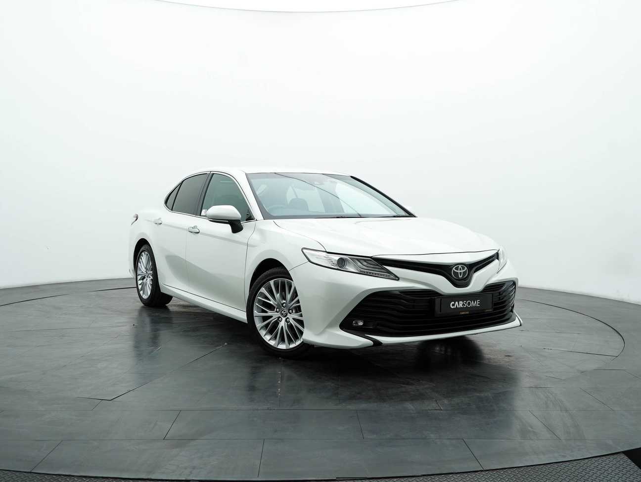 used 2021 Toyota Camry V 2.5