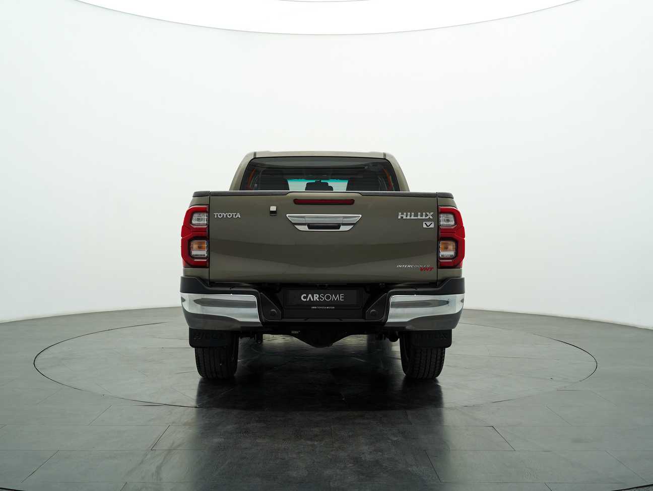 terpakai 2022 Toyota Hilux V Dual Cab 2.4