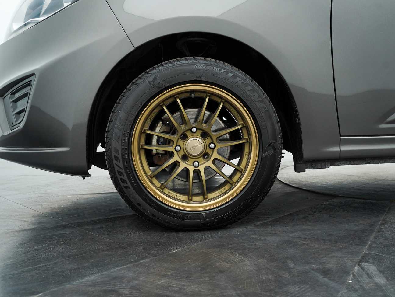 terpakai 2015 Proton Iriz Standard 1.3