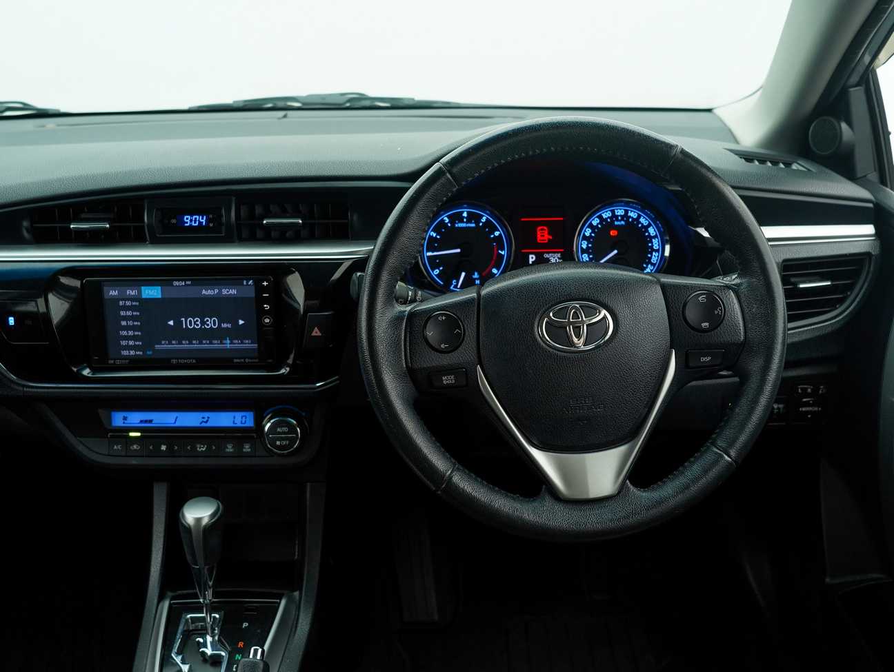 used 2015 Toyota Corolla Altis G 1.8