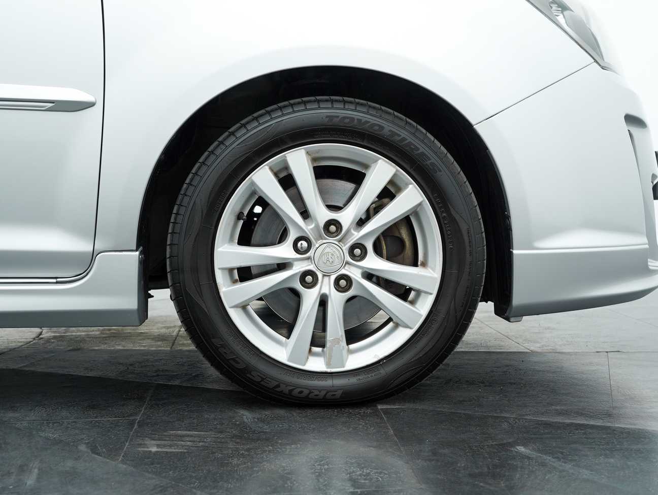 used 2013 Proton Exora Bold CFE Premium 1.6