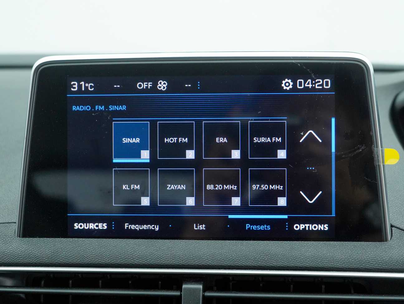 terpakai 2018 Peugeot 3008 THP Allure 1.6