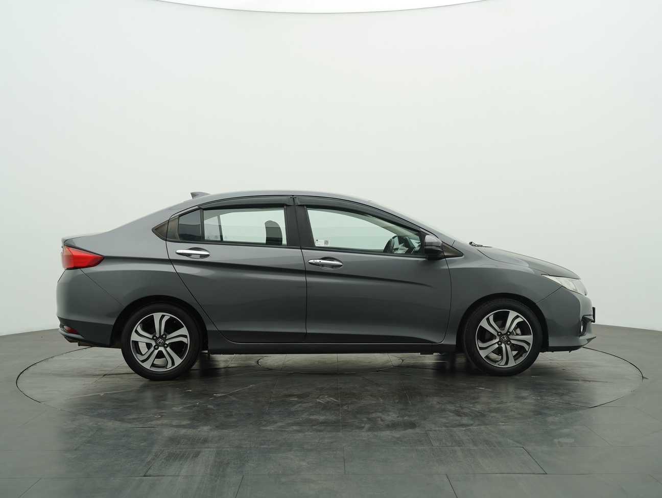 used 2016 Honda City V 1.5