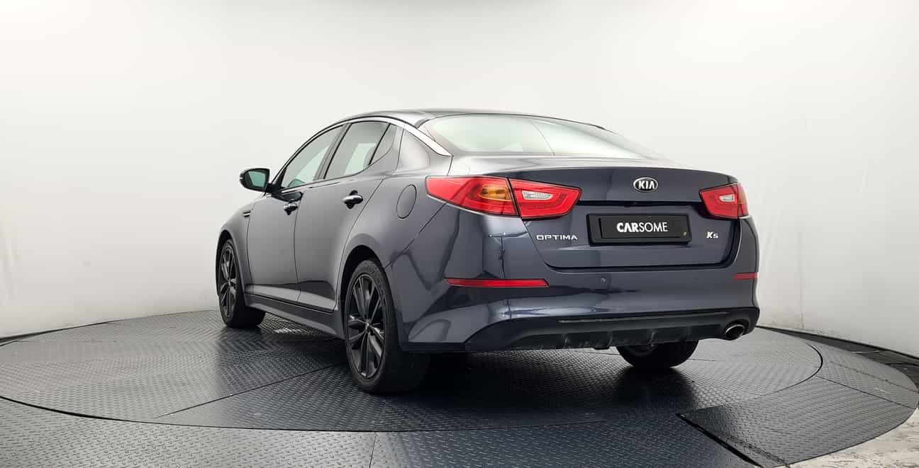 terpakai 2014 Kia OPTIMA  2.0