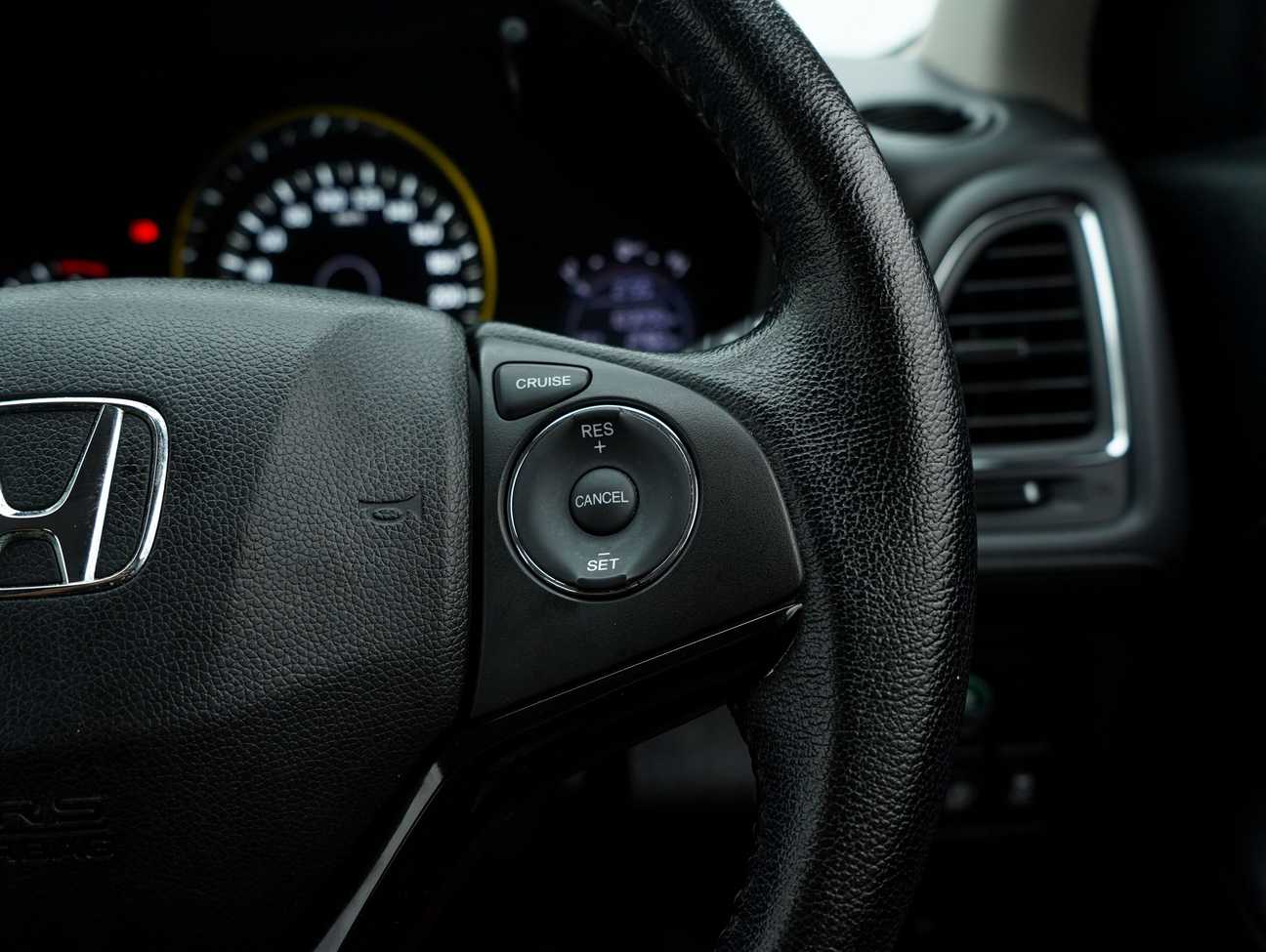 terpakai 2017 Honda HR-V i-VTEC V 1.8