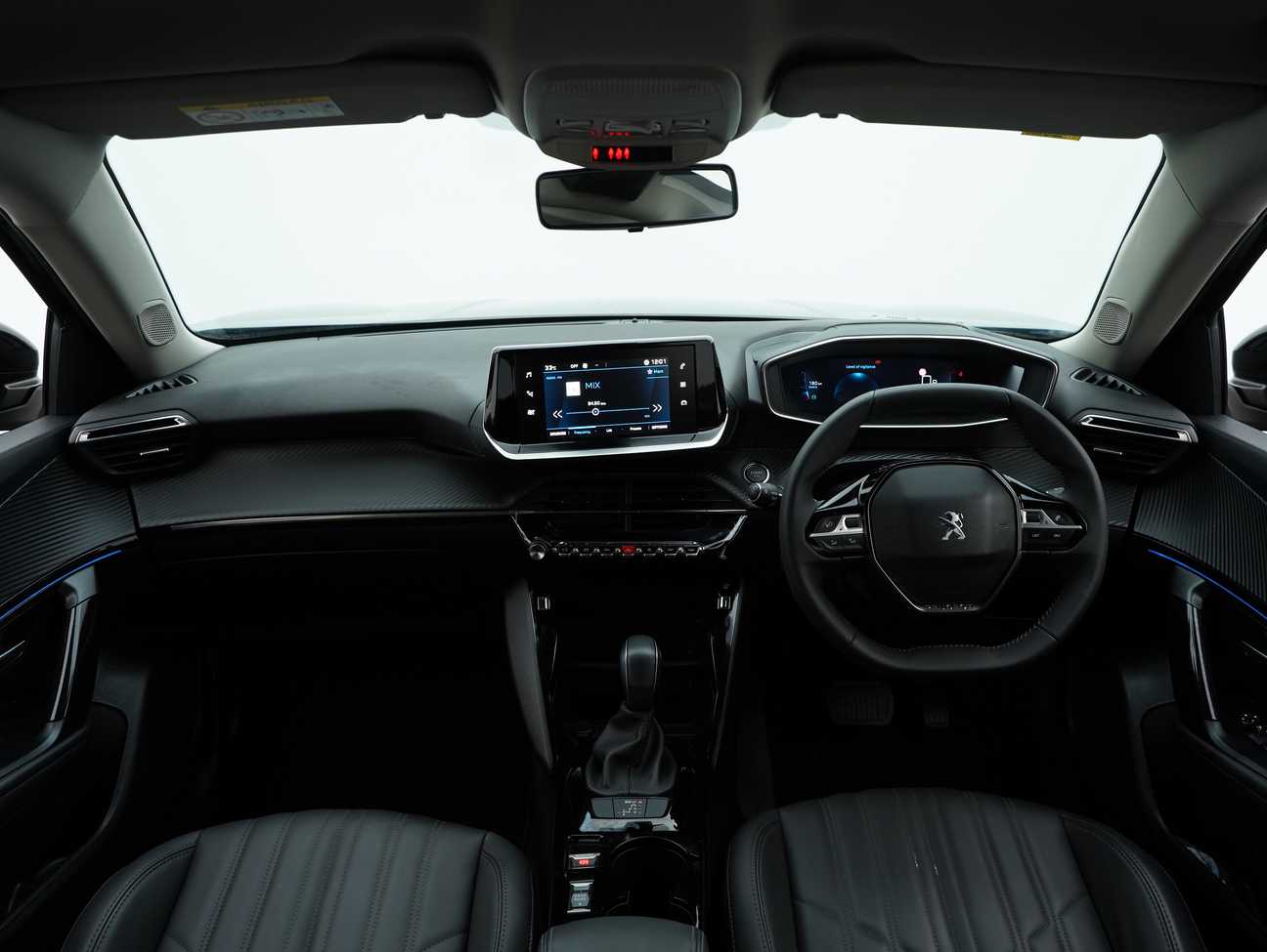used 2022 Peugeot 2008 Allure 1.2