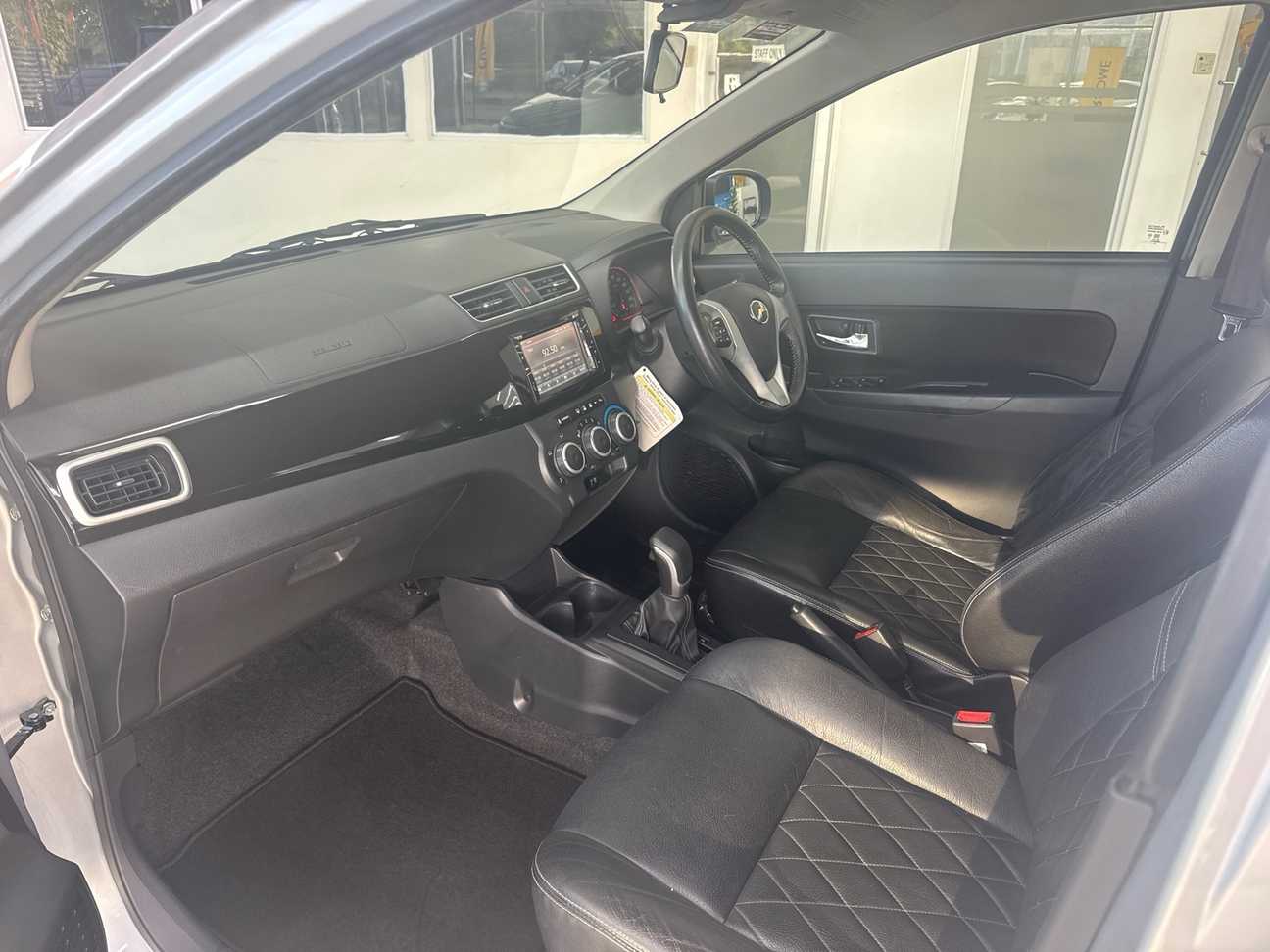 terpakai 2017 Perodua Bezza Advance 1.3