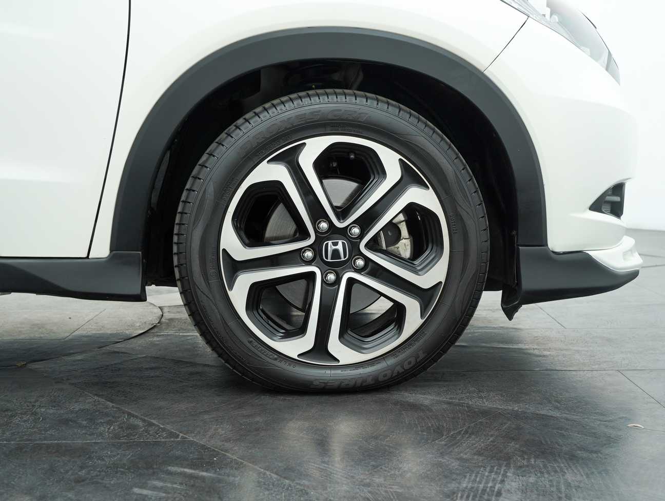 terpakai 2017 Honda HR-V i-VTEC V 1.8