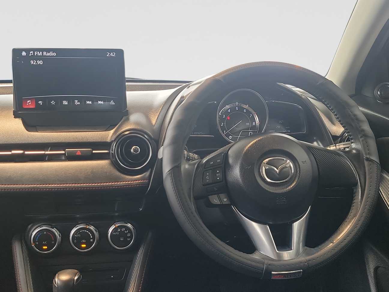 terpakai 2016 Mazda 2 SKYACTIV-G (LED Headlight with DRL) 1.5