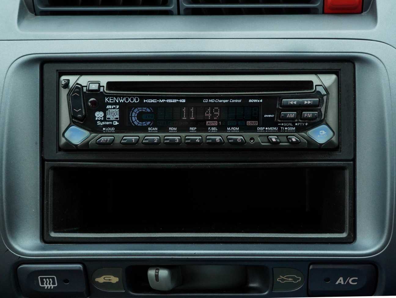 used 2004 Honda Jazz i-DSI 1.5