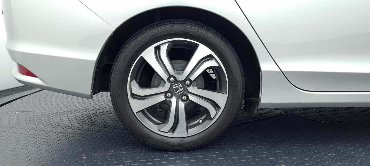 used 2015 Honda CITY V 1.5