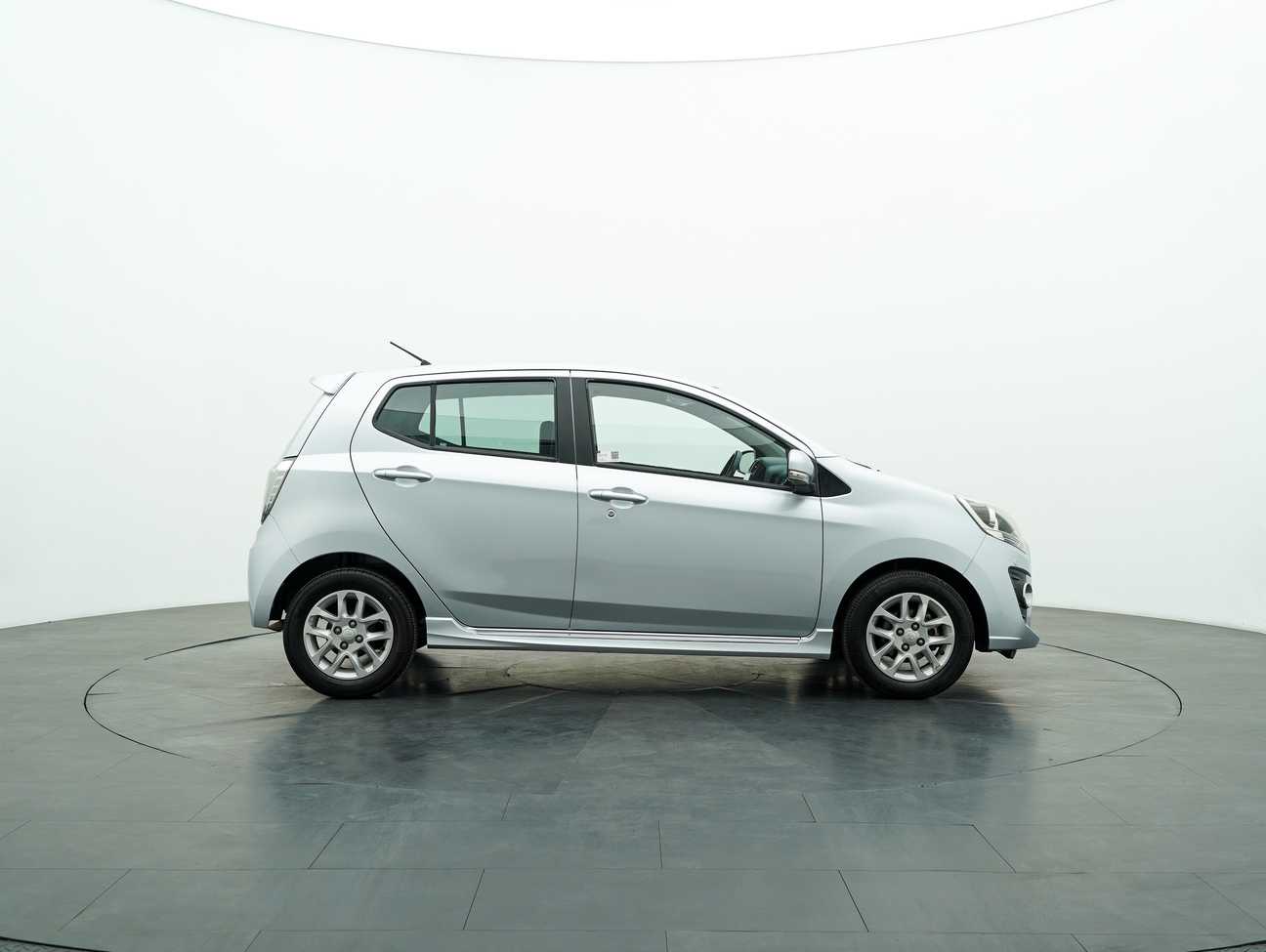 terpakai 2016 Perodua AXIA Advance 1.0