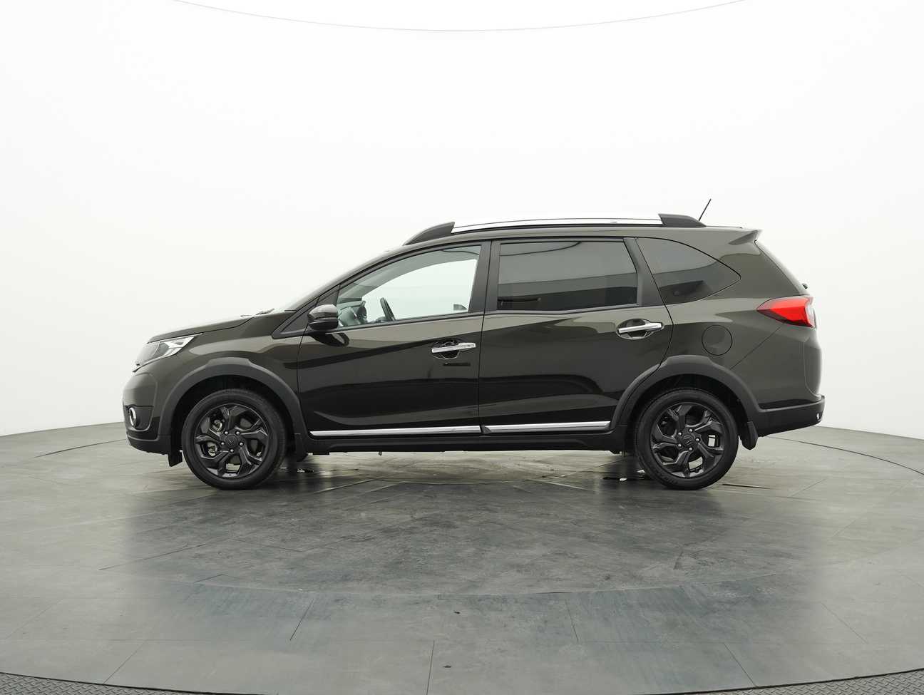 used 2017 Honda BR-V V 1.5