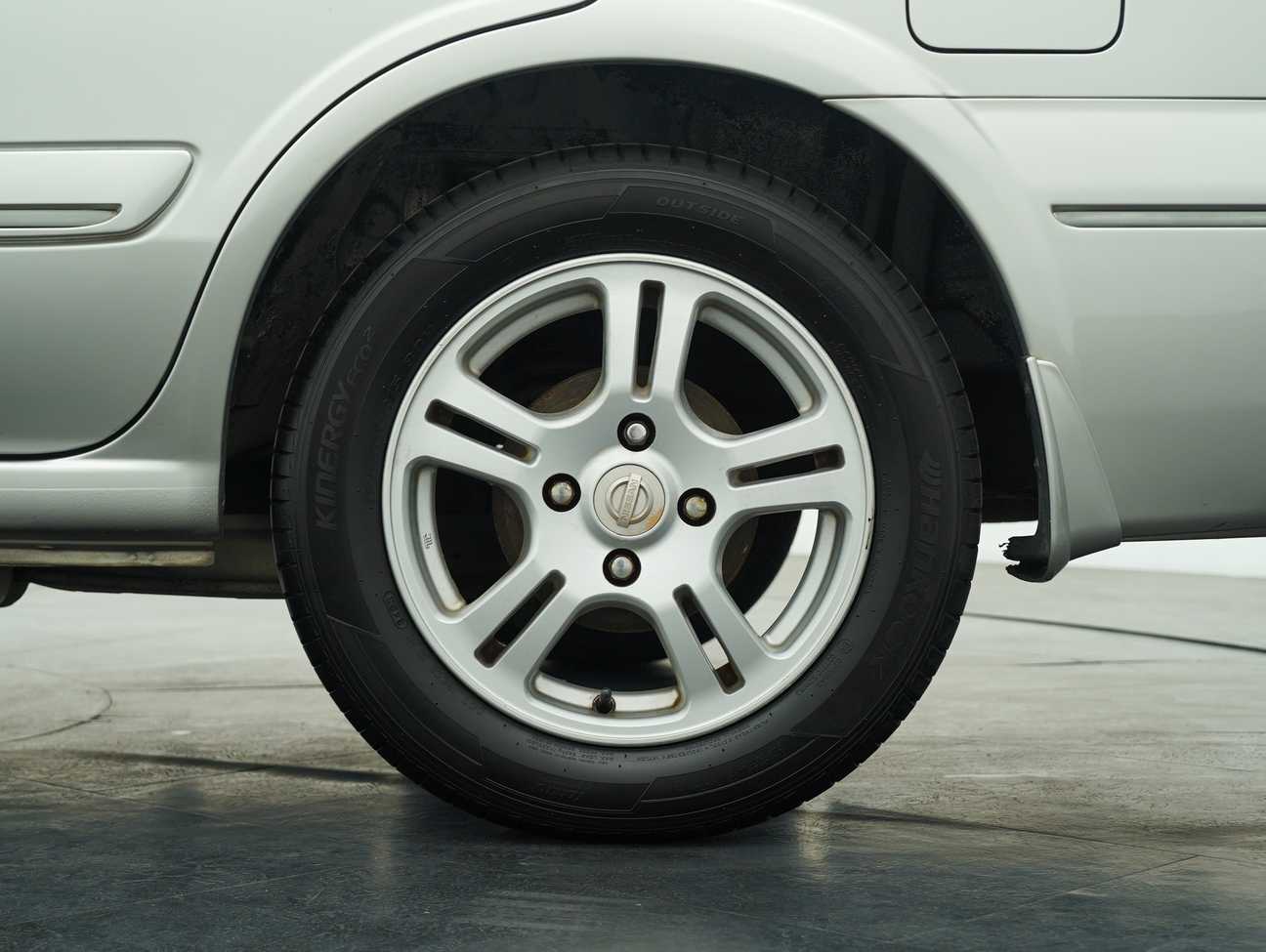 terpakai 2003 Nissan Sentra SG 1.6