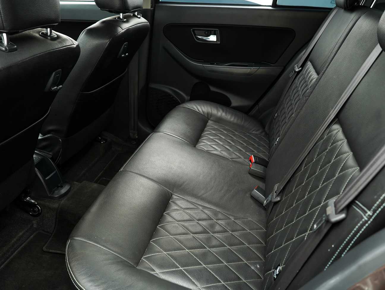 terpakai 2017 Perodua Bezza Advance Premium 1.3