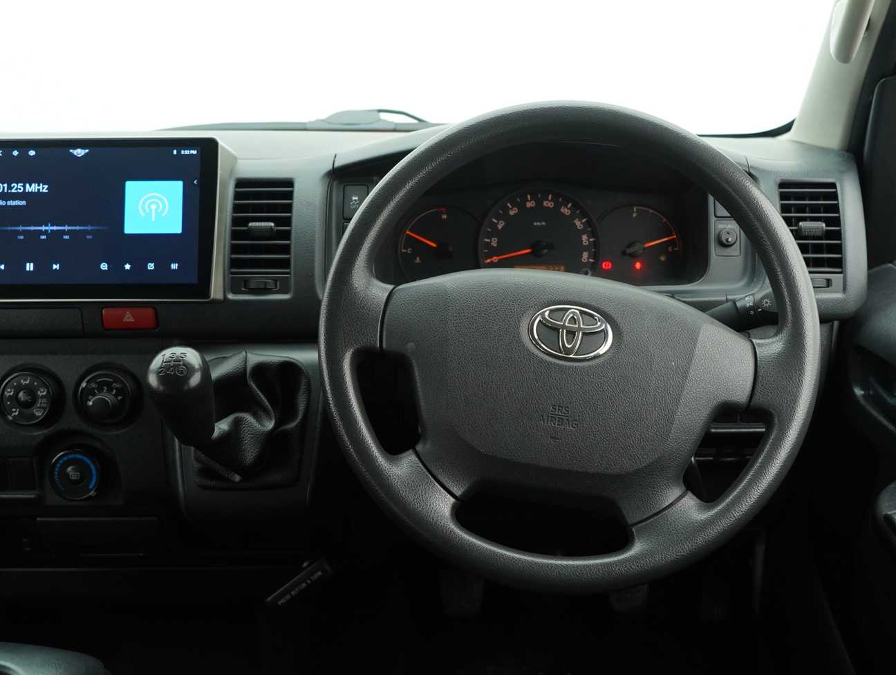 used 2016 Toyota Hiace Window Van 2.5