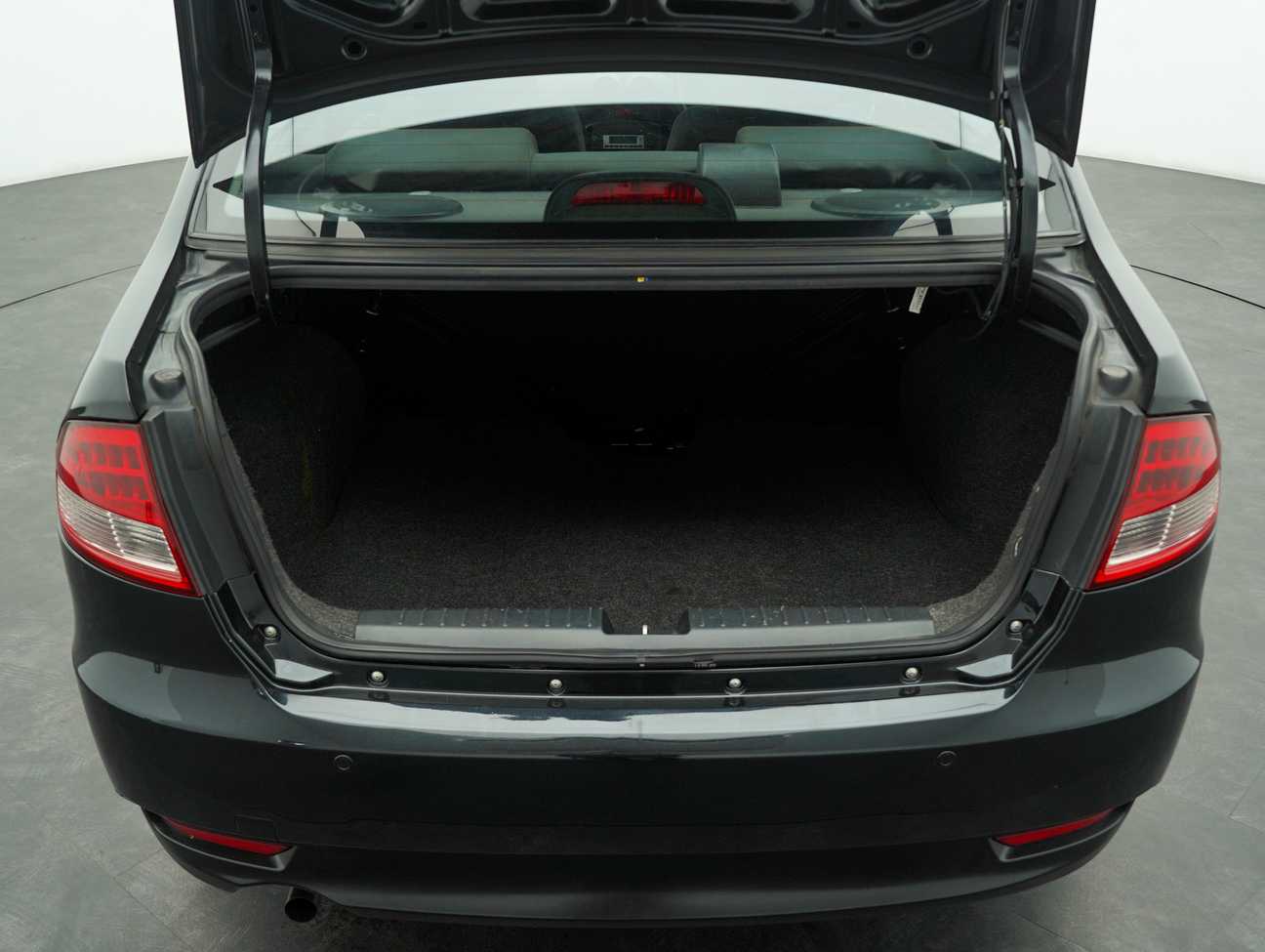 used 2014 Proton Saga SV 1.3