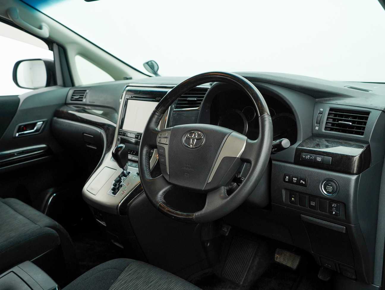 used 2012 Toyota Vellfire ZG 2.4
