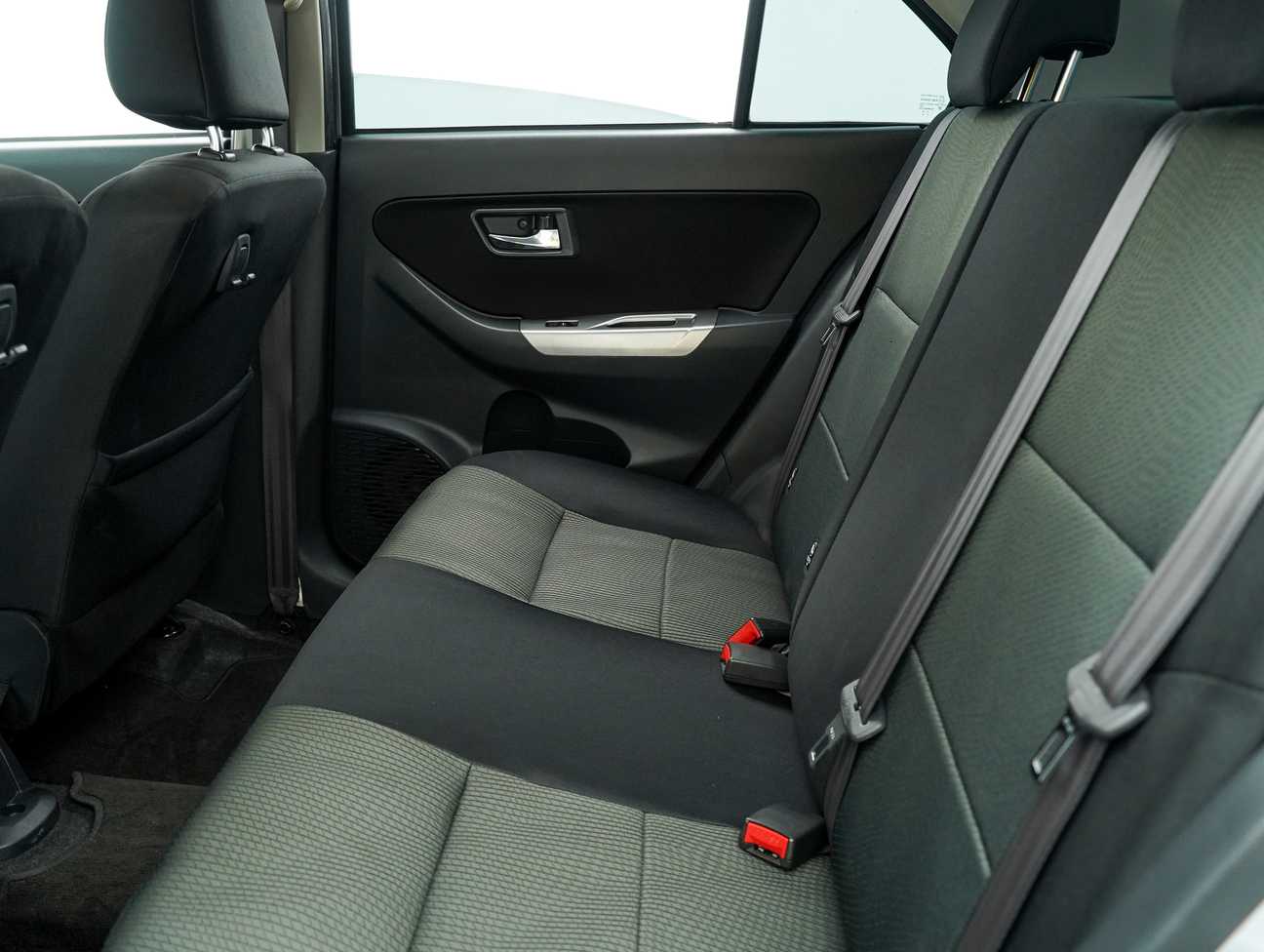 terpakai 2017 Perodua Bezza X Premium 1.3