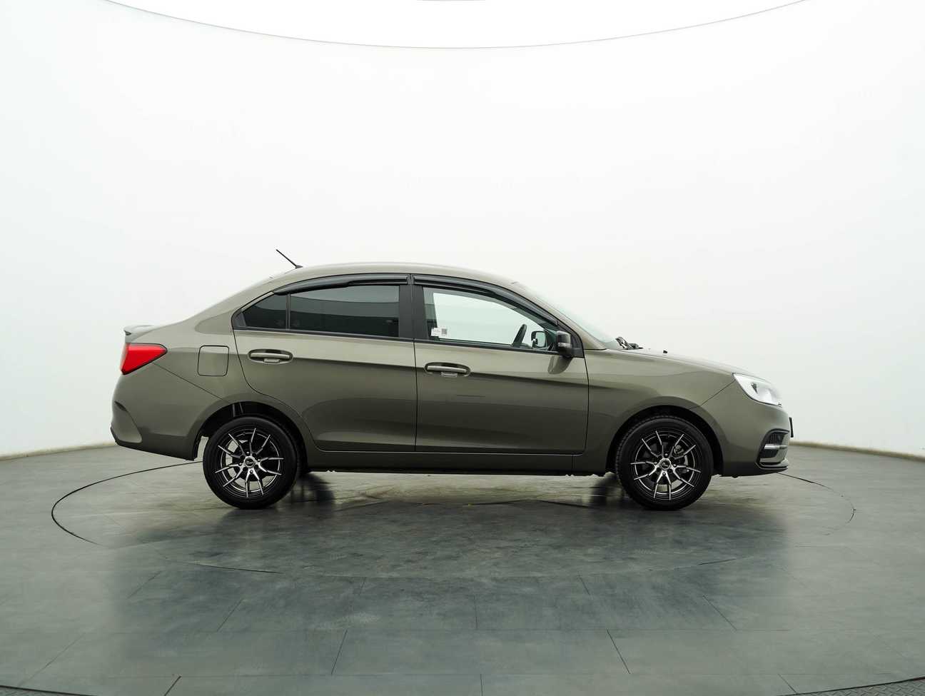 terpakai 2022 Proton Saga Premium 1.3