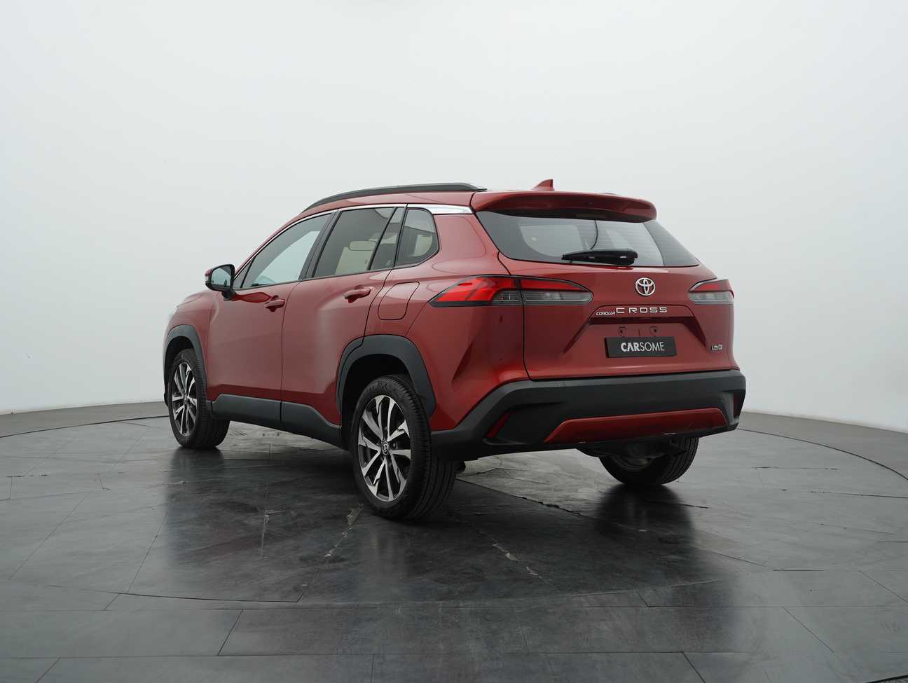 terpakai 2022 Toyota Corolla Cross V 1.8