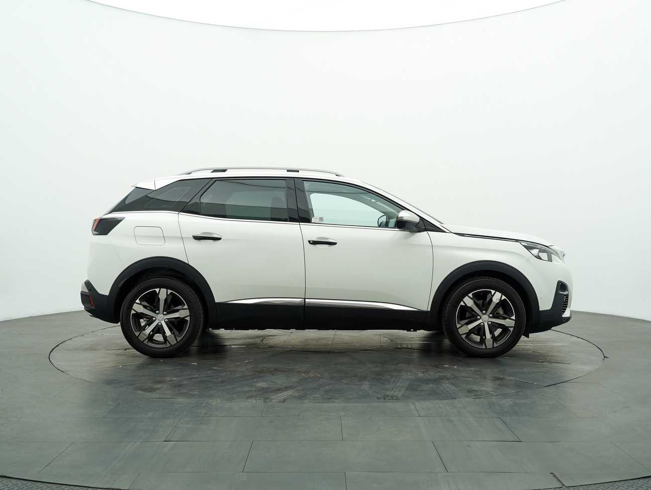 terpakai 2021 Peugeot 3008 THP Allure 1.6