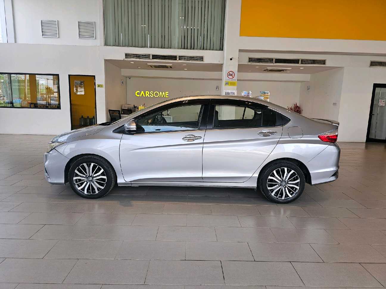 used 2018 Honda City V 1.5