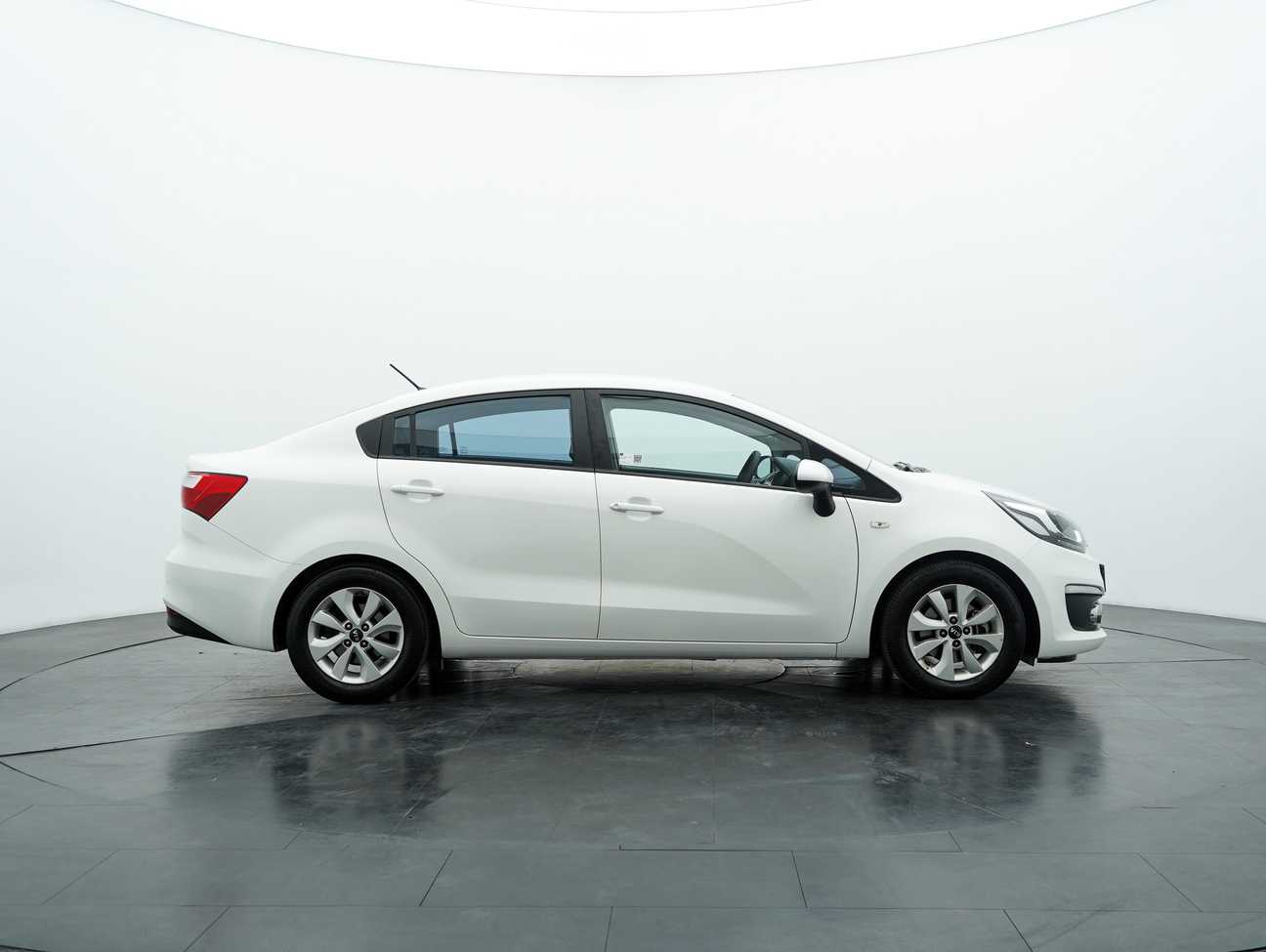 used 2016 Kia Rio  1.4