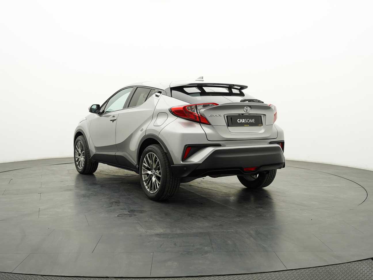 used 2018 Toyota C-HR  1.8