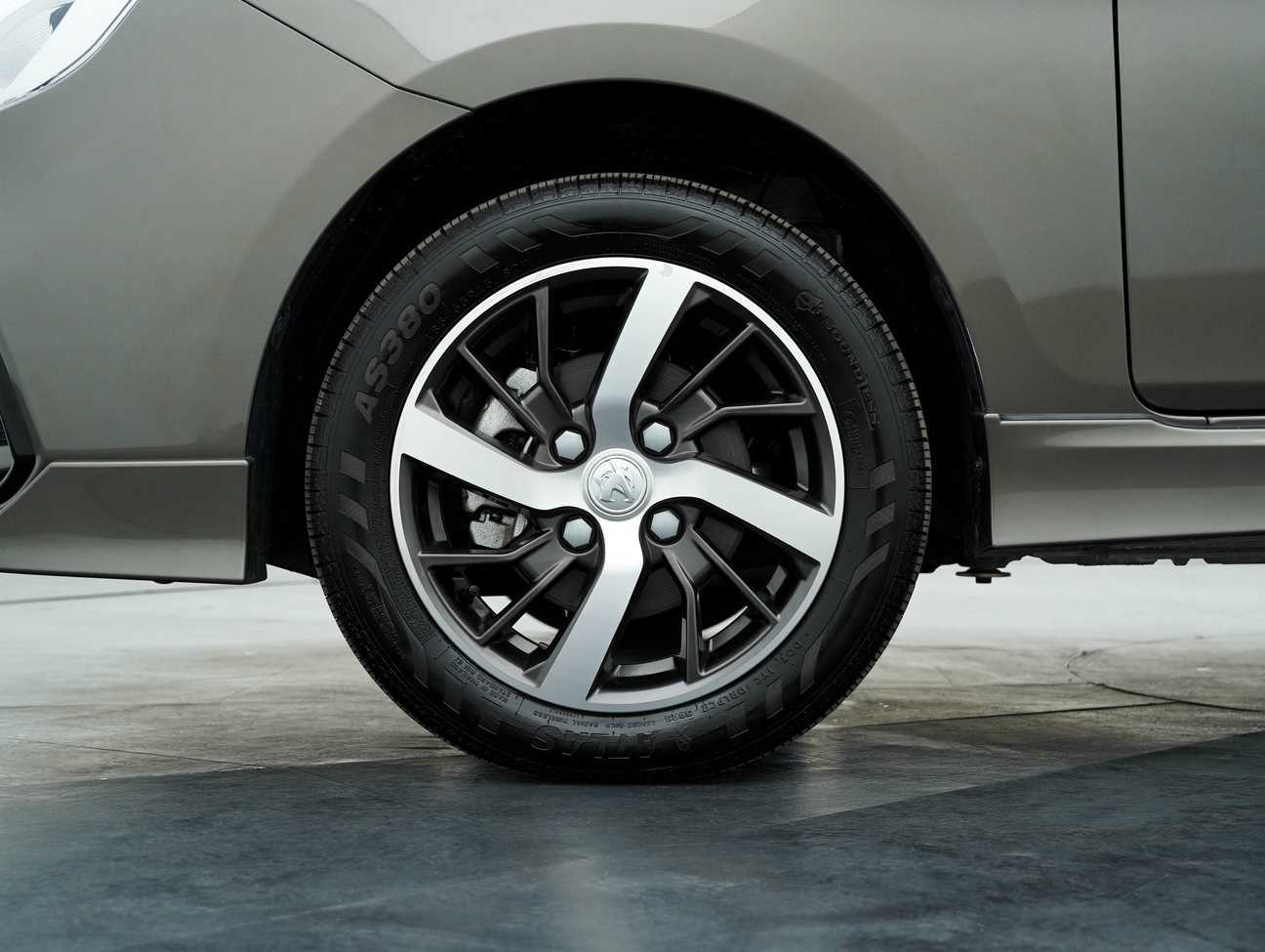 terpakai 2023 Proton Saga Premium S 1.3