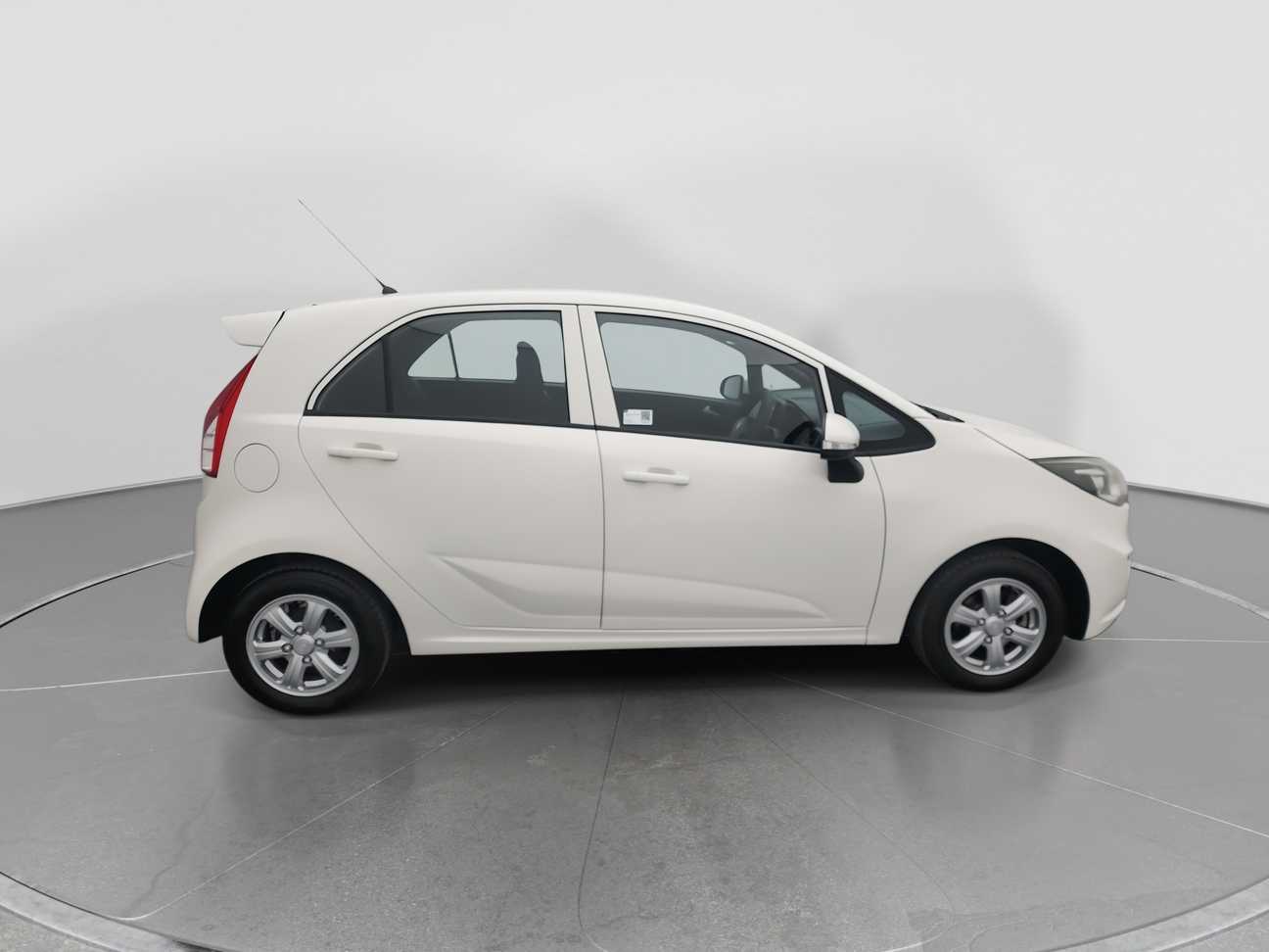 used 2016 Proton Iriz Standard 1.3