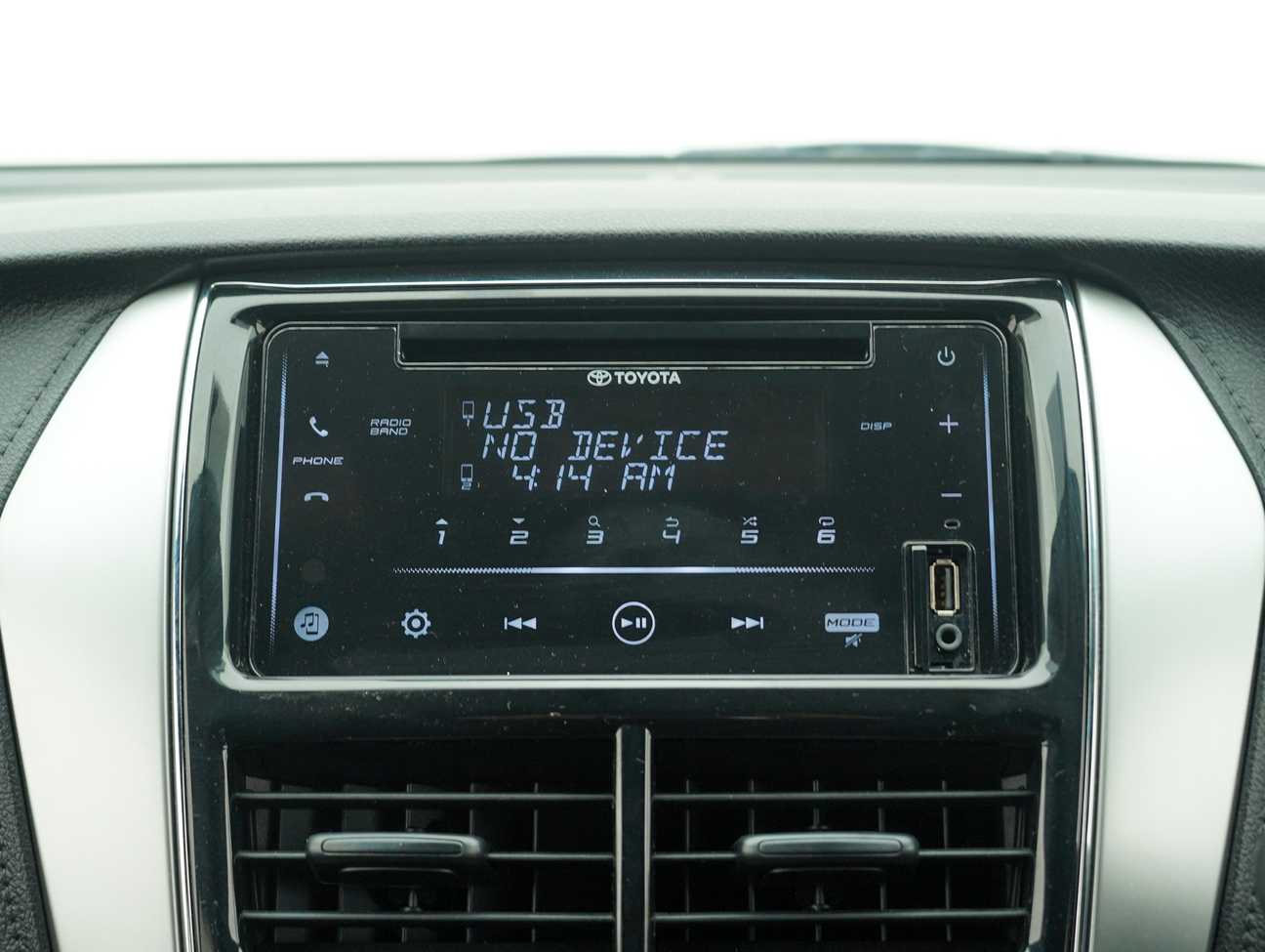 used 2020 Toyota Yaris J 1.5