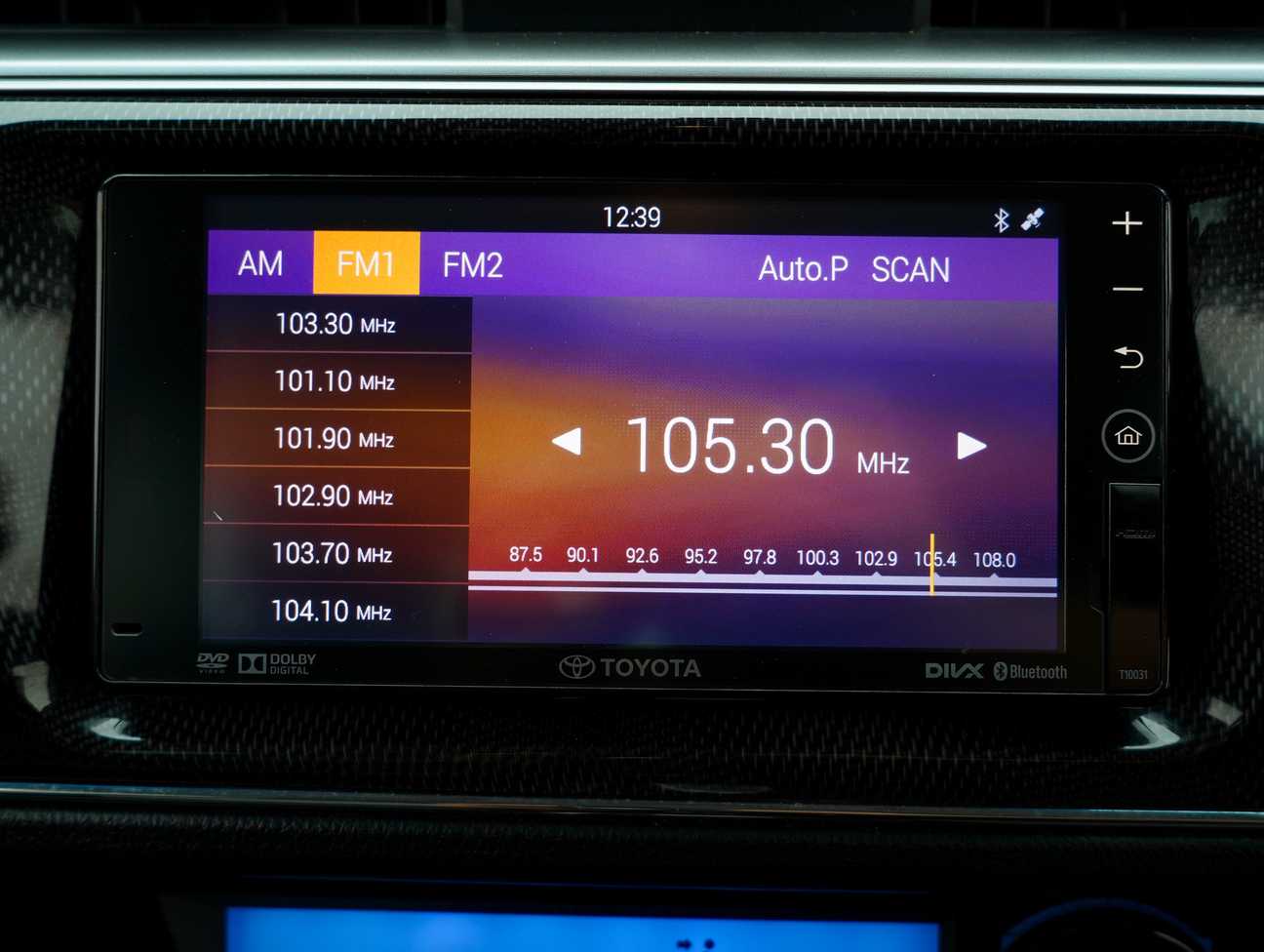 used 2016 Toyota Corolla Altis V 2.0