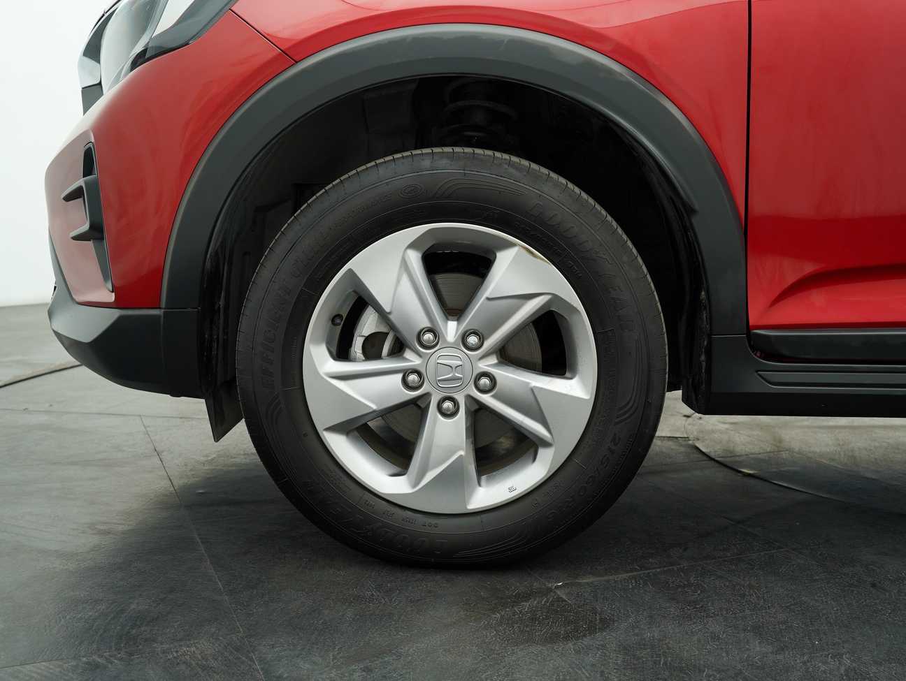 terpakai 2023 Honda WR-V V 1.5