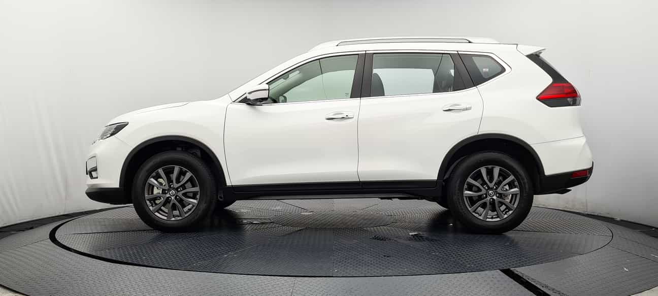 terpakai 2021 Nissan X-TRAIL CVT 2.0