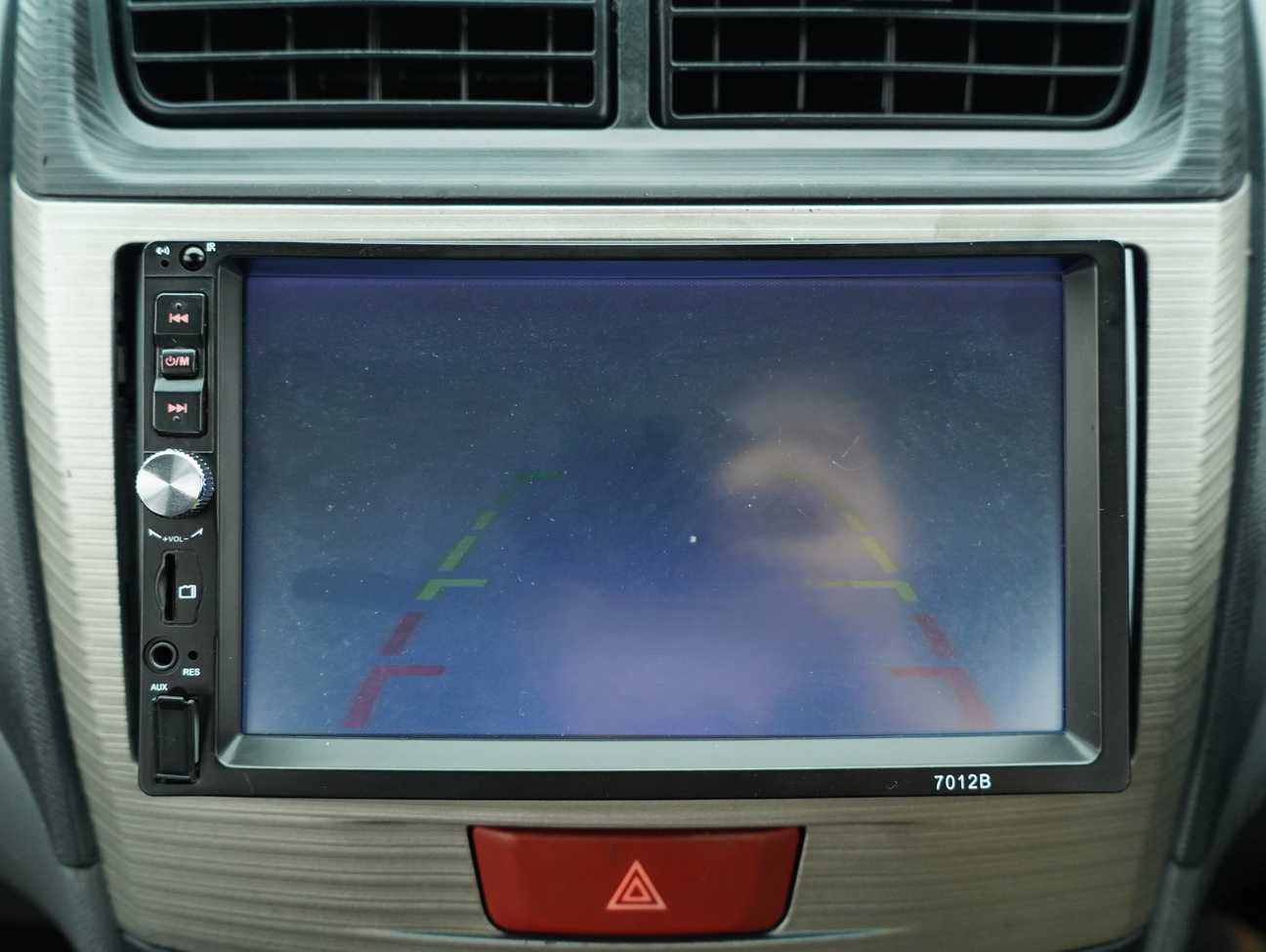 terpakai 2014 Toyota Avanza E 1.5