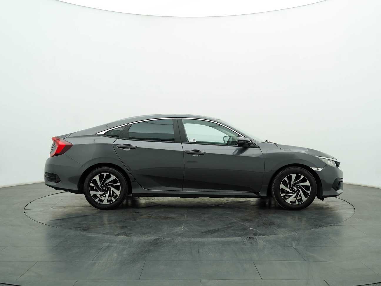 terpakai 2018 Honda Civic S 1.8