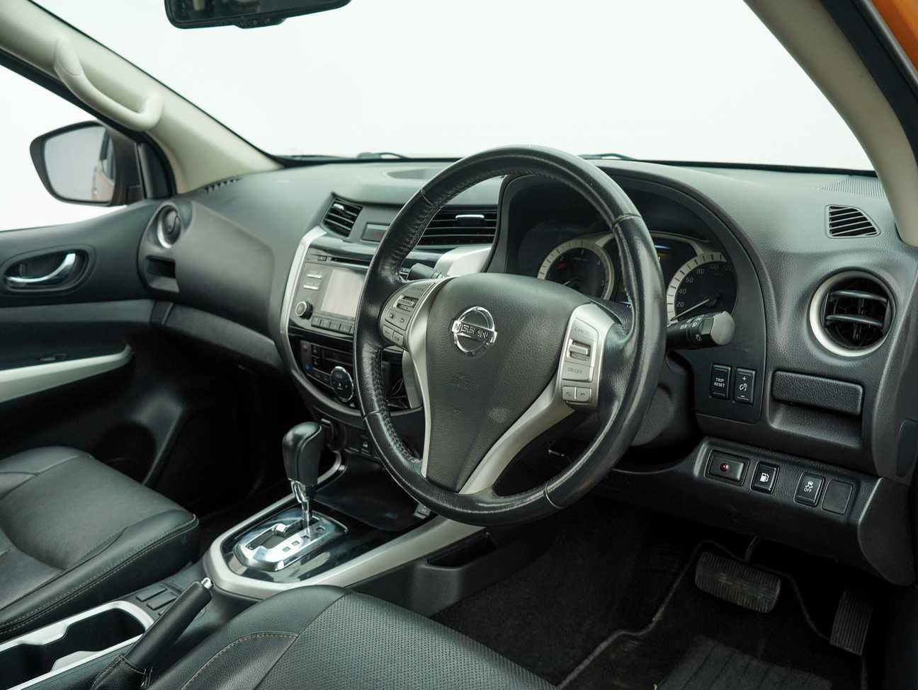 used 2019 Nissan Navara NP300 VL Dual Cab 2.5