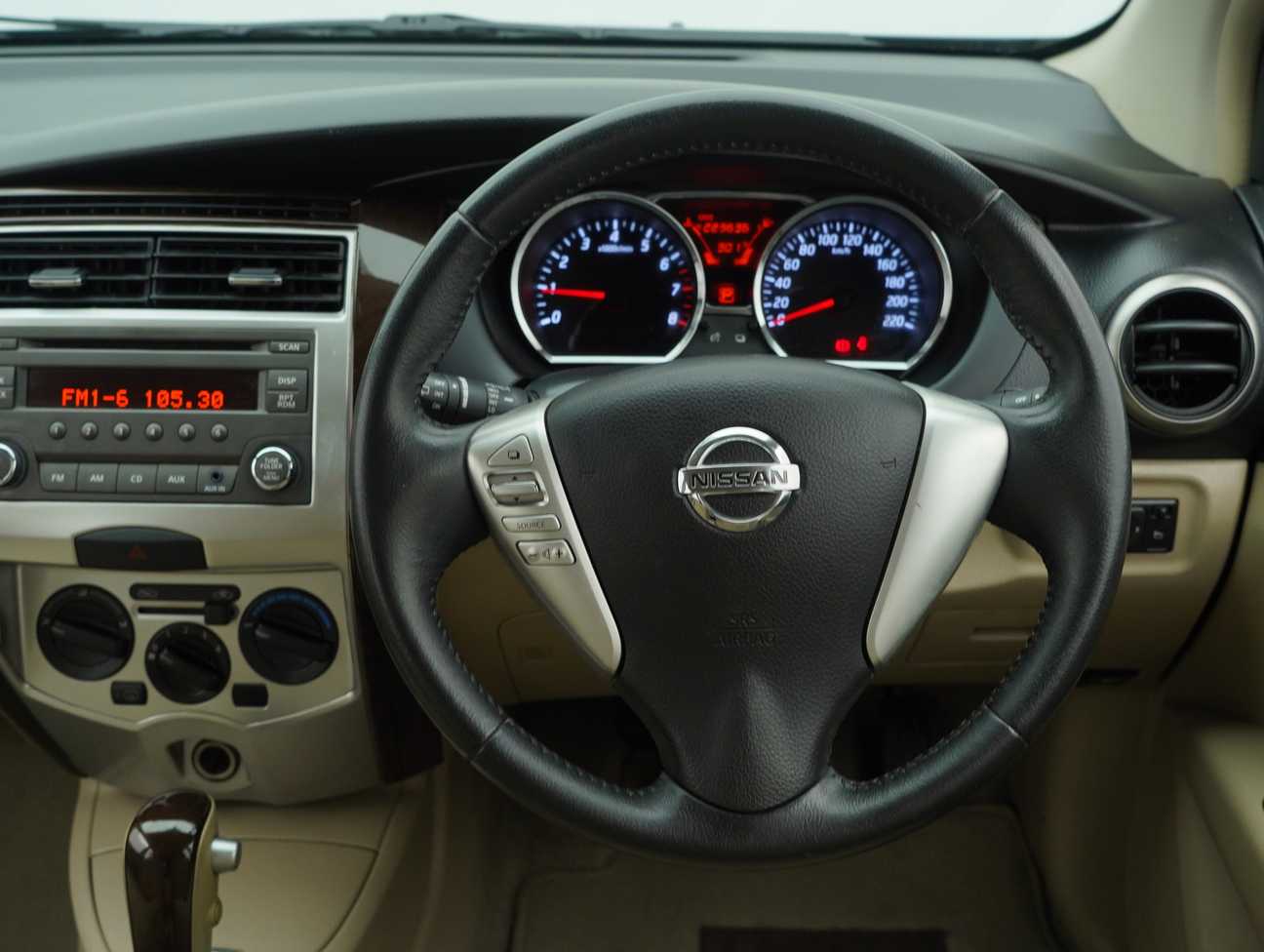 used 2015 Nissan Grand Livina Comfort 1.8