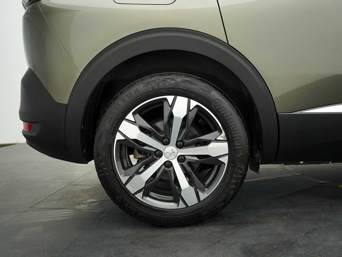 used 2018 Peugeot 5008  1.6