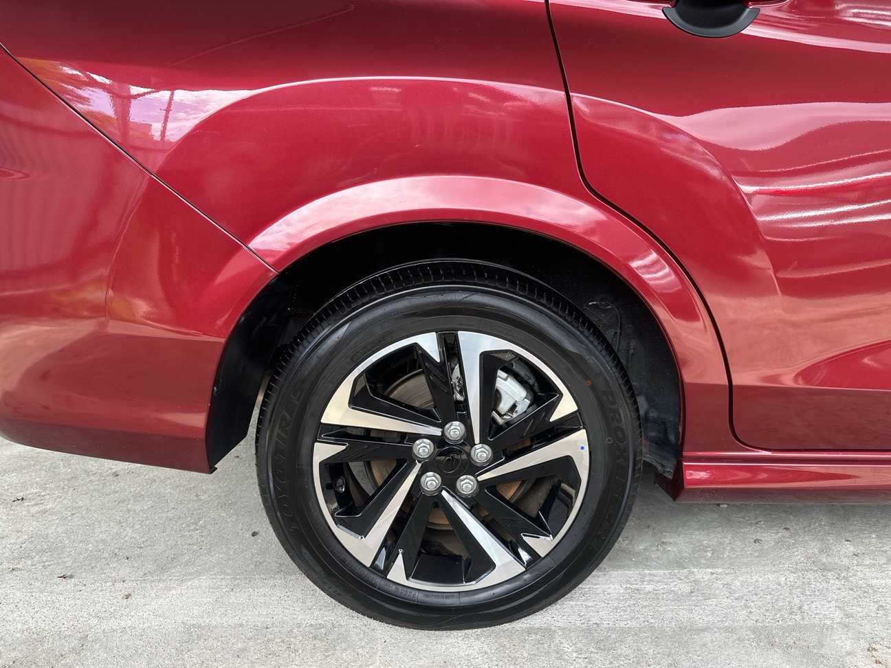 used 2025 Perodua Alza AV 1.5