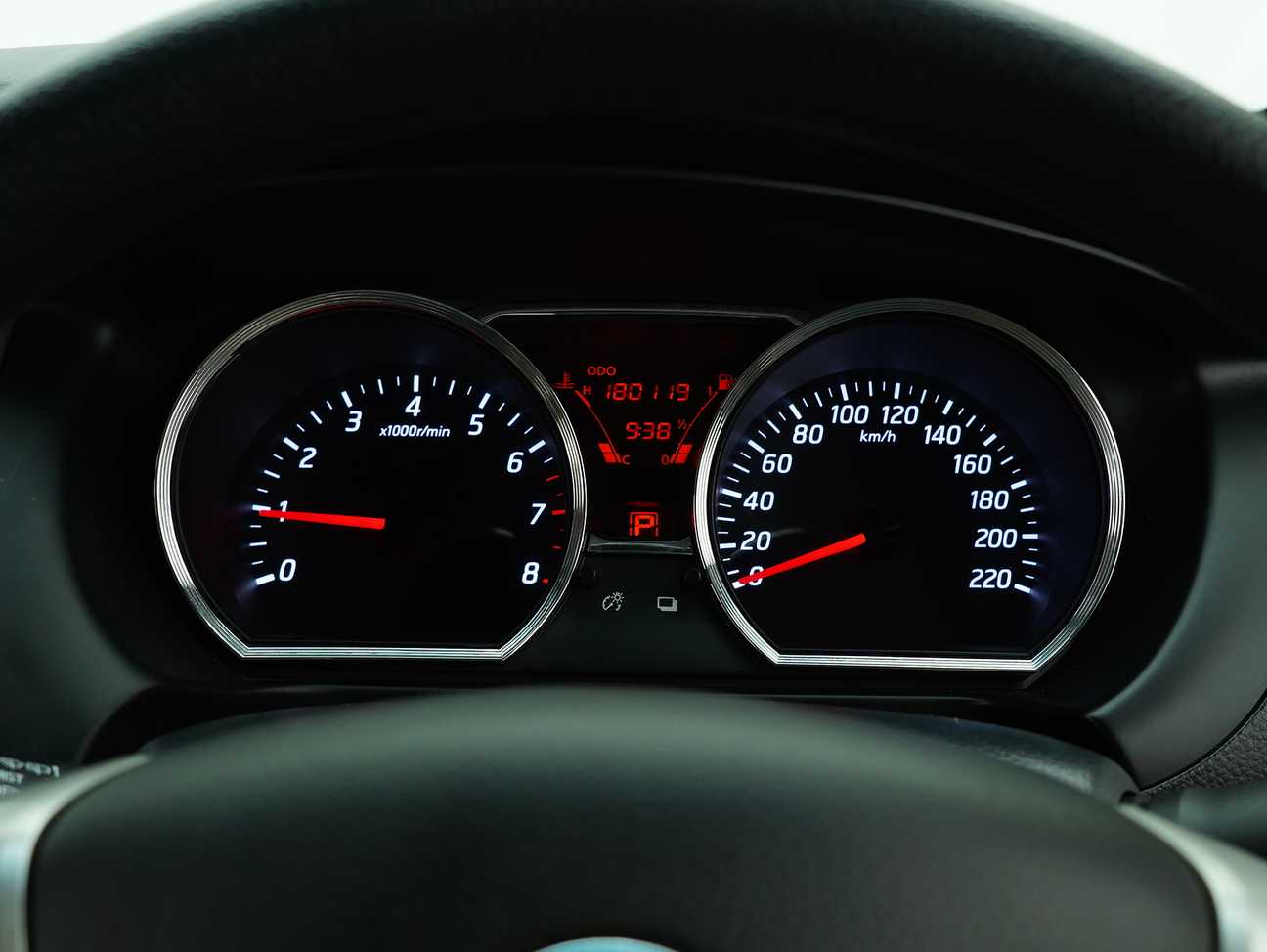 used 2014 Nissan Grand Livina Comfort 1.6