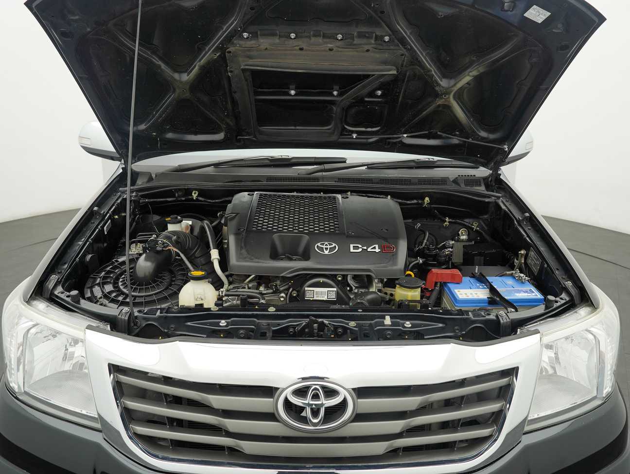 used 2016 Toyota Hilux G TRD Sportivo VNT Dual Cab 2.5