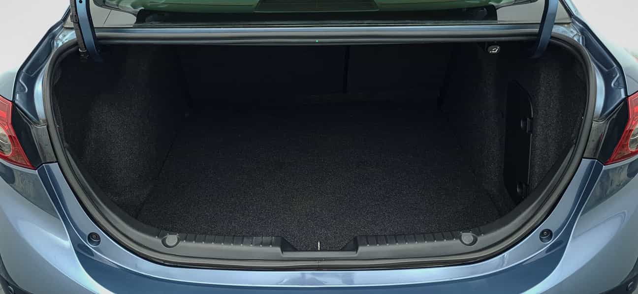 used 2015 Mazda 3 SEDAN SKYACTIV-G (CKD) 2.0