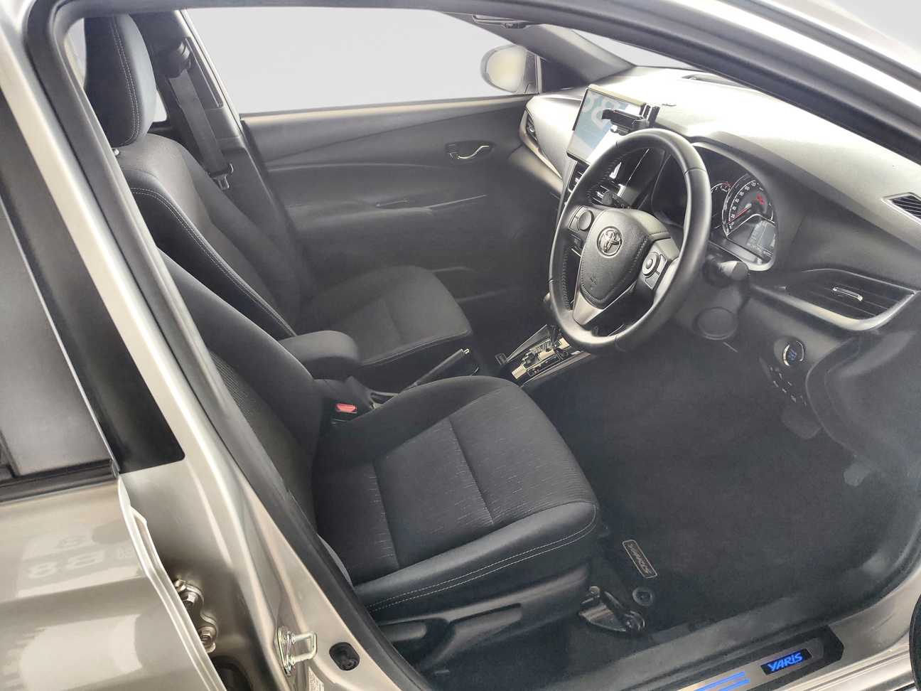 terpakai 2024 Toyota Yaris G 1.5