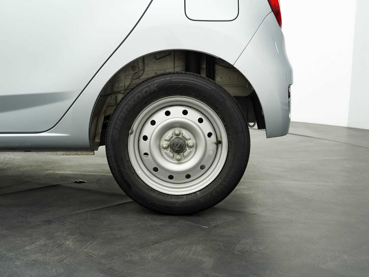 used 2018 Perodua AXIA E 1.0