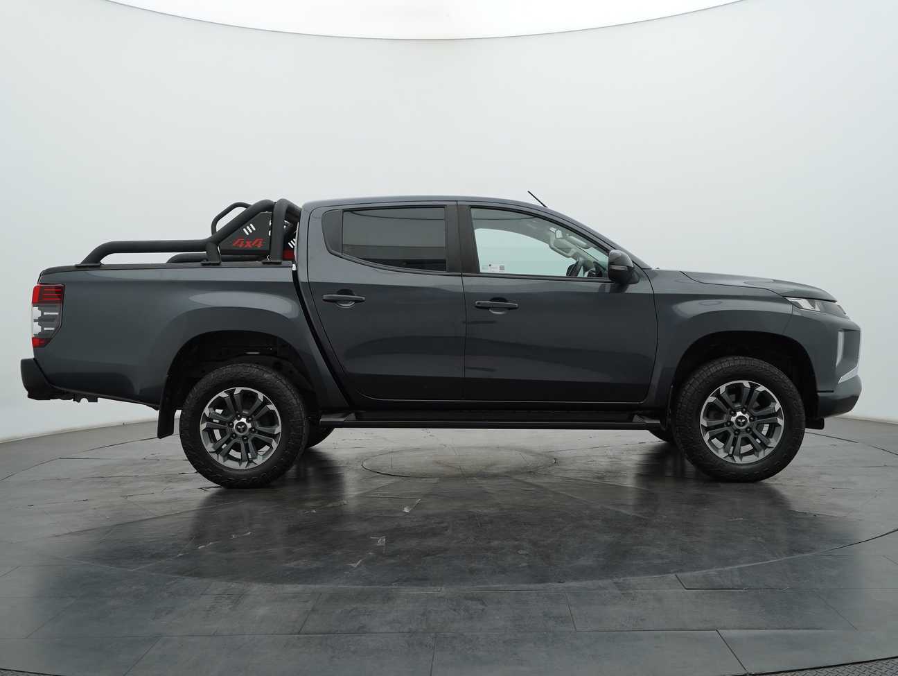 used 2023 Mitsubishi Triton VGT Dual Cab 4X4 2.4