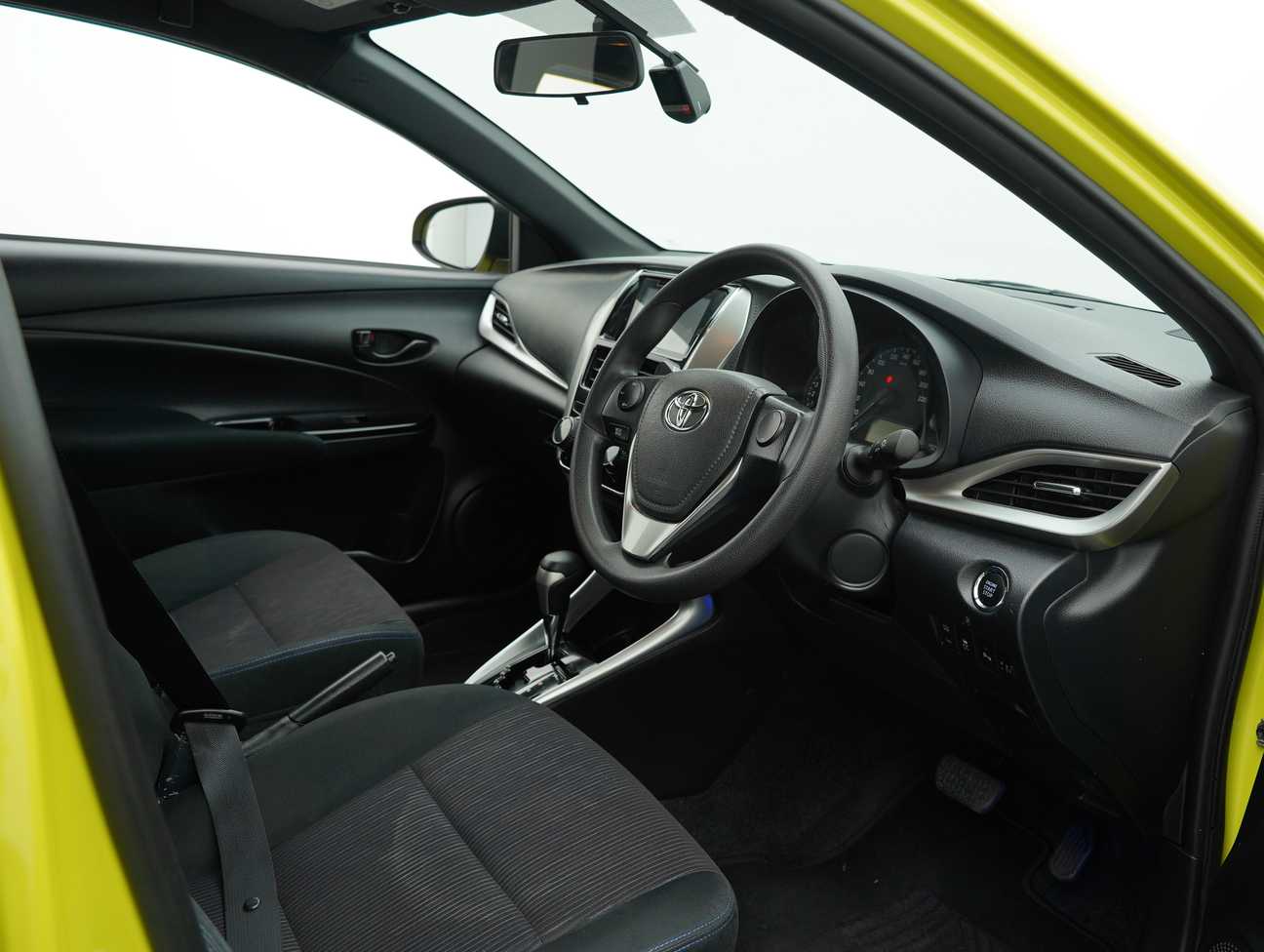 used 2019 Toyota YARIS E 1.5